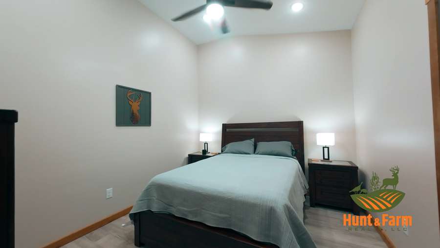 Still 2025-11-29 081237_1.97.6.jpg